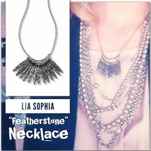 NWT Retired Lia Sophia "Featherstone" Bib Necklace